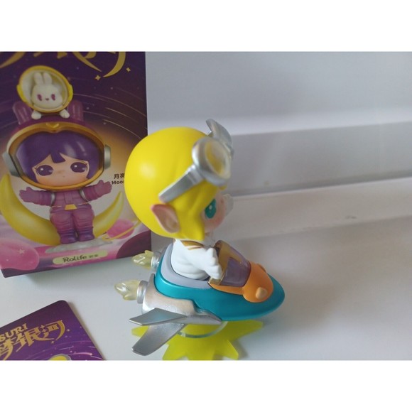 ROLIFE x SURI Star Dream Galaxy Spaceship Girl Mini Figure Designer Art Toy - Picture 9 of 16
